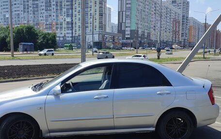 KIA Cerato I, 2005 год, 389 000 рублей, 5 фотография