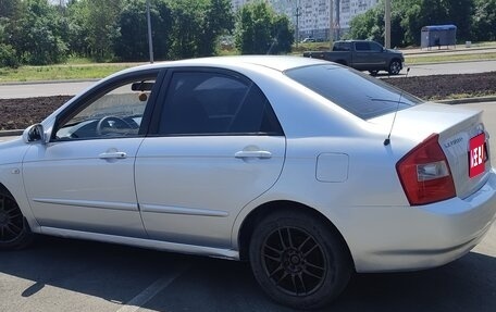 KIA Cerato I, 2005 год, 389 000 рублей, 4 фотография