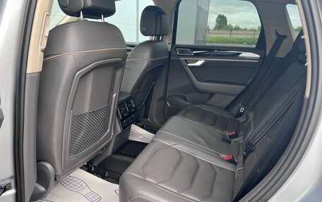 Volkswagen Touareg III, 2021 год, 6 200 000 рублей, 23 фотография