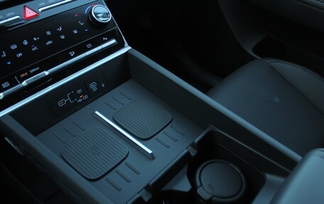 Hyundai Santa Fe IV, 2024 год, 6 200 000 рублей, 12 фотография