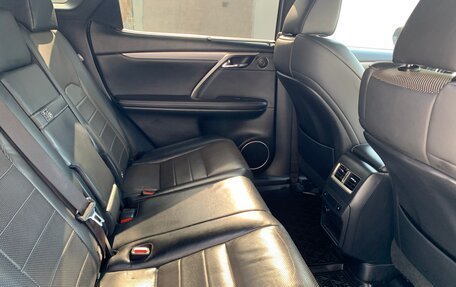 Lexus RX IV рестайлинг, 2016 год, 3 800 000 рублей, 14 фотография