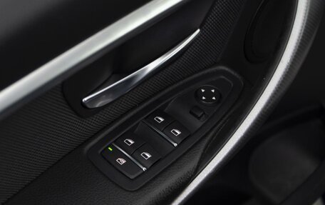BMW 3 серия, 2017 год, 2 275 000 рублей, 16 фотография
