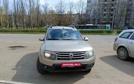 Renault Duster I рестайлинг, 2014 год, 760 000 рублей, 1 фотография