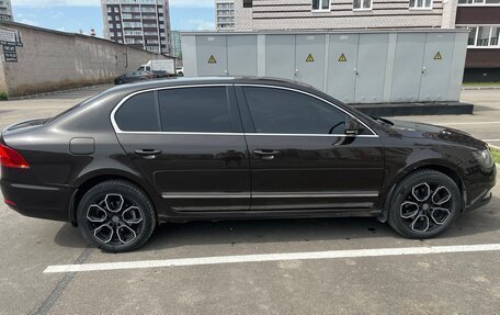 Skoda Superb III рестайлинг, 2014 год, 1 050 000 рублей, 9 фотография