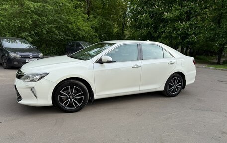 Toyota Camry, 2017 год, 2 630 000 рублей, 3 фотография