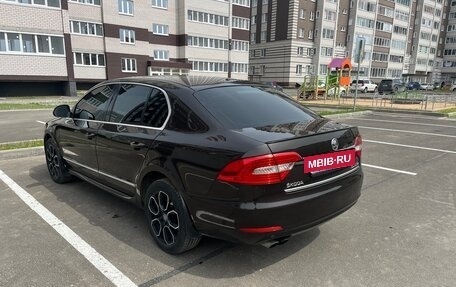 Skoda Superb III рестайлинг, 2014 год, 1 050 000 рублей, 12 фотография