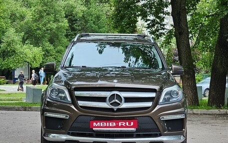 Mercedes-Benz GL-Класс, 2014 год, 2 850 000 рублей, 3 фотография