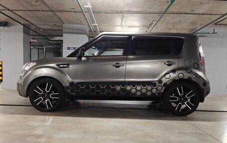 KIA Soul I рестайлинг, 2011 год, 750 000 рублей, 2 фотография