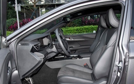 Toyota Camry, 2024 год, 3 990 000 рублей, 14 фотография
