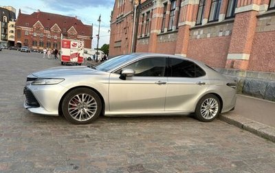 Toyota Camry, 2019 год, 2 800 000 рублей, 1 фотография