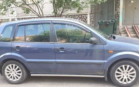 Ford Fusion I, 2005 год, 500 000 рублей, 2 фотография