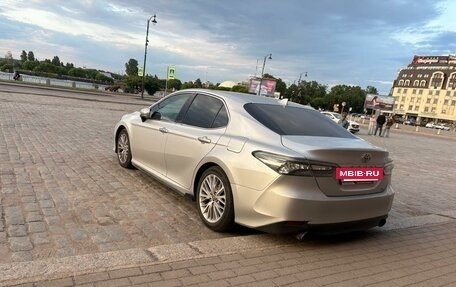 Toyota Camry, 2019 год, 2 800 000 рублей, 8 фотография