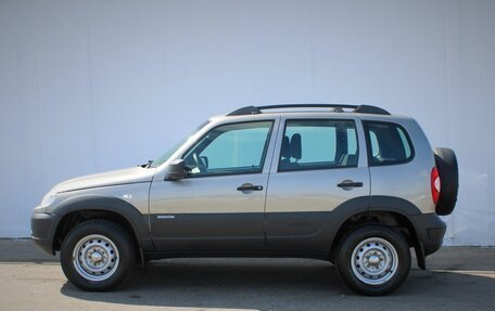 Chevrolet Niva I рестайлинг, 2018 год, 715 000 рублей, 4 фотография