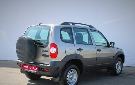 Chevrolet Niva I рестайлинг, 2018 год, 715 000 рублей, 7 фотография