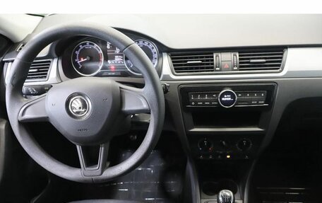 Skoda Rapid I, 2017 год, 816 000 рублей, 9 фотография