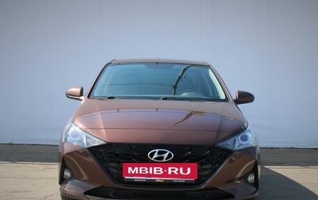 Hyundai Solaris II рестайлинг, 2021 год, 1 629 000 рублей, 2 фотография
