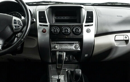 Mitsubishi Pajero Sport II рестайлинг, 2011 год, 1 299 777 рублей, 14 фотография