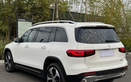 Mercedes-Benz GLB, 2022 год, 3 010 000 рублей, 4 фотография