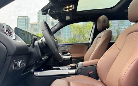 Mercedes-Benz GLB, 2022 год, 3 010 000 рублей, 10 фотография