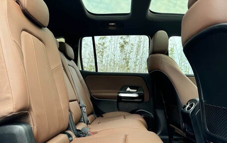 Mercedes-Benz GLB, 2022 год, 3 010 000 рублей, 19 фотография