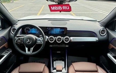 Mercedes-Benz GLB, 2022 год, 3 010 000 рублей, 14 фотография