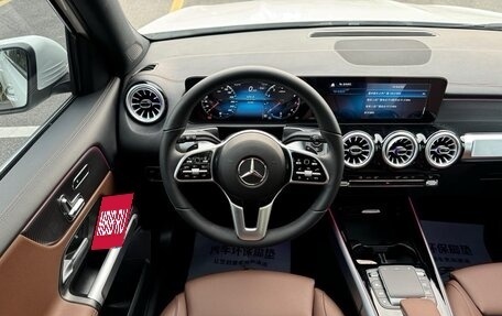 Mercedes-Benz GLB, 2022 год, 3 010 000 рублей, 11 фотография