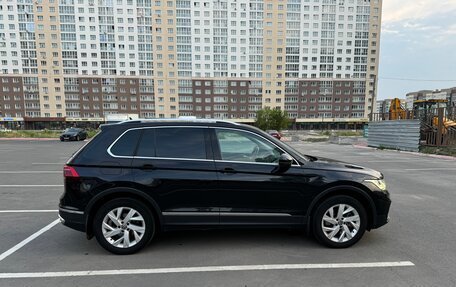 Volkswagen Tiguan II, 2021 год, 3 230 000 рублей, 7 фотография