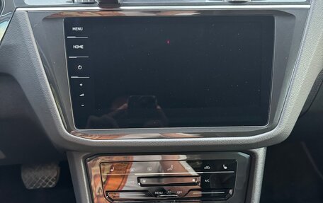 Volkswagen Tiguan II, 2021 год, 3 230 000 рублей, 24 фотография