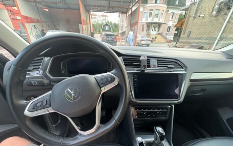 Volkswagen Tiguan II, 2021 год, 3 230 000 рублей, 26 фотография