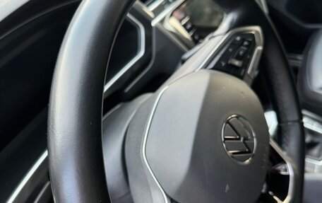Volkswagen Tiguan II, 2021 год, 3 230 000 рублей, 27 фотография