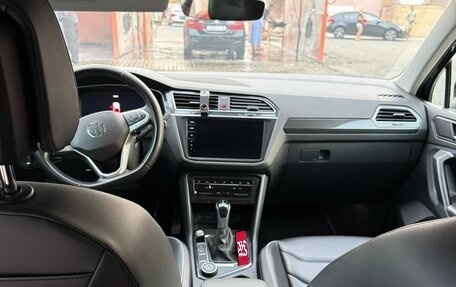 Volkswagen Tiguan II, 2021 год, 3 230 000 рублей, 20 фотография