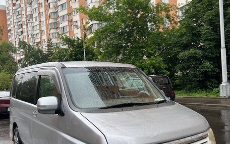 Honda Stepwgn II рестайлинг, 2001 год, 630 000 рублей, 2 фотография