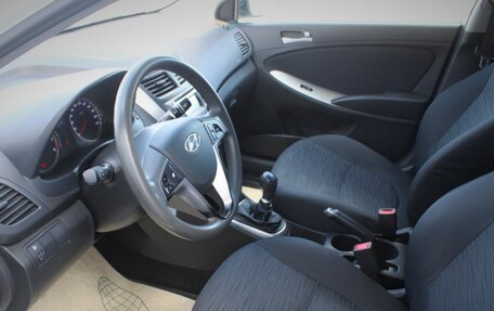 Hyundai Solaris II рестайлинг, 2016 год, 775 000 рублей, 14 фотография