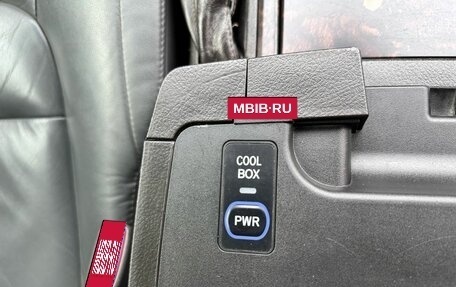 Toyota Land Cruiser 200, 2008 год, 2 600 000 рублей, 28 фотография