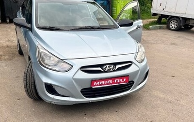 Hyundai Solaris II рестайлинг, 2011 год, 590 000 рублей, 1 фотография