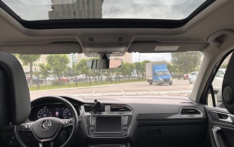Volkswagen Tiguan II, 2017 год, 2 250 000 рублей, 3 фотография