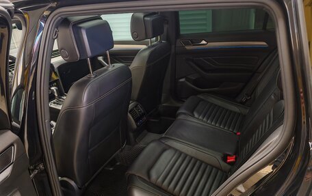 Volkswagen Passat B8 рестайлинг, 2019 год, 2 950 000 рублей, 11 фотография