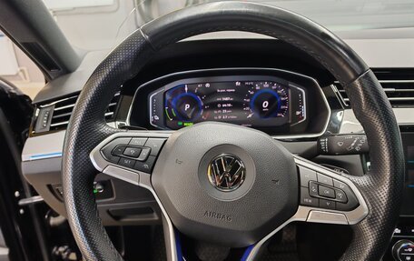 Volkswagen Passat B8 рестайлинг, 2019 год, 2 950 000 рублей, 18 фотография