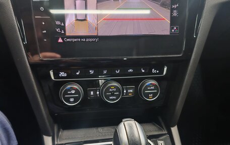 Volkswagen Passat B8 рестайлинг, 2019 год, 2 950 000 рублей, 30 фотография