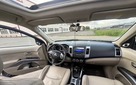 Mitsubishi Outlander III рестайлинг 3, 2008 год, 890 000 рублей, 12 фотография
