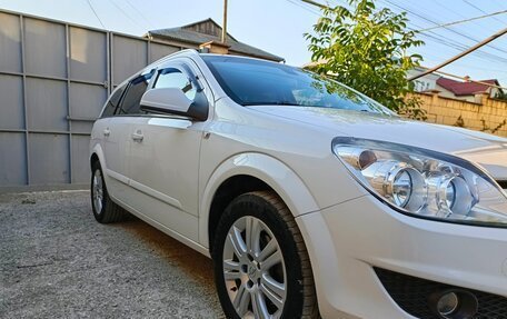 Opel Astra H, 2010 год, 950 000 рублей, 3 фотография