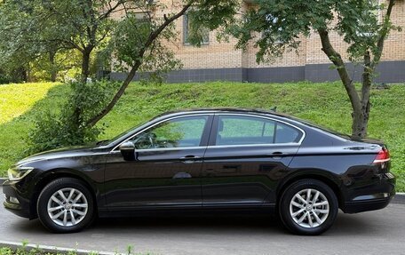 Volkswagen Passat B8 рестайлинг, 2018 год, 2 200 000 рублей, 3 фотография