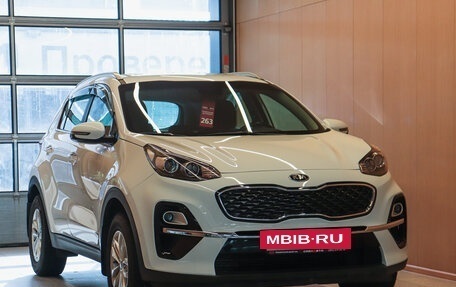KIA Sportage IV рестайлинг, 2018 год, 2 150 000 рублей, 2 фотография