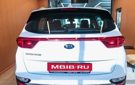 KIA Sportage IV рестайлинг, 2018 год, 2 150 000 рублей, 7 фотография