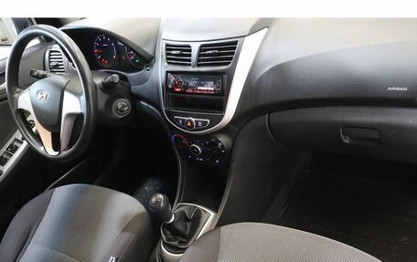 Hyundai Solaris II рестайлинг, 2012 год, 696 000 рублей, 5 фотография
