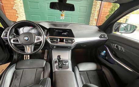 BMW 3 серия, 2019 год, 3 750 000 рублей, 15 фотография