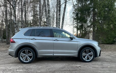 Volkswagen Tiguan II, 2018 год, 2 280 000 рублей, 7 фотография