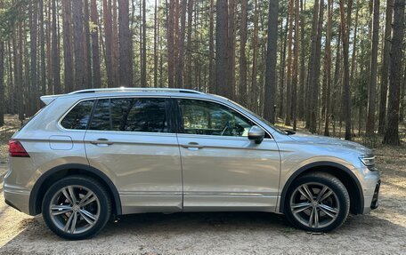 Volkswagen Tiguan II, 2018 год, 2 280 000 рублей, 11 фотография
