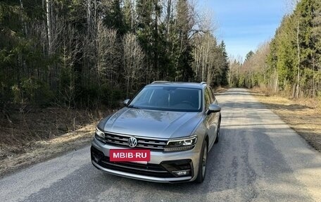Volkswagen Tiguan II, 2018 год, 2 280 000 рублей, 6 фотография