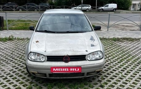 Volkswagen Golf IV, 2002 год, 260 000 рублей, 2 фотография